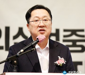 축사하는 이장우 대전시장