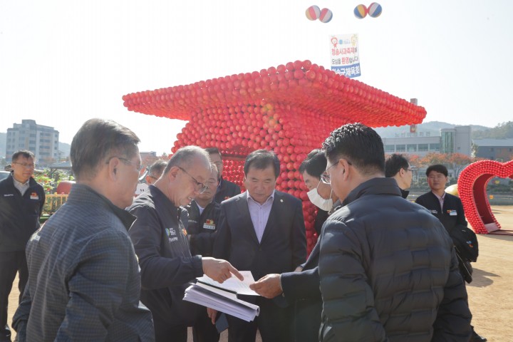 청송군의회, 제17회 사과축제장 안전점검 실시 