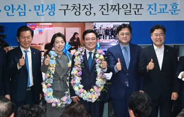   진교훈 득표율 56.52% 국민의힘 김태우 39.37% 민주당 강서구청장 당선