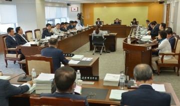 충남도의회 예결특위, 법정부담금 납부율 낮은 사립학교 철퇴