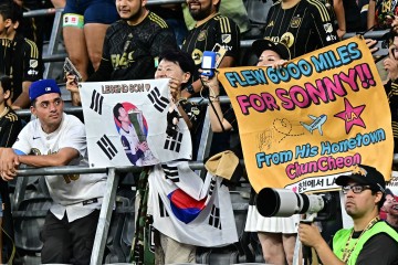  "손흥민 LA 첫 홈경기에 한인·축구팬 '열광'