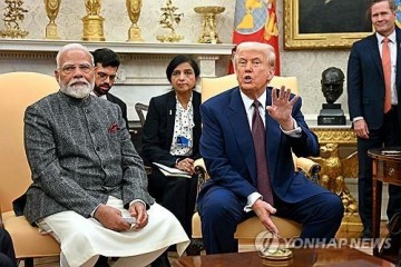 트럼프 미국 대통령이 인도와 관세 협상에 대해 "(인도가) 관세를 훨씬 낮추기로 합의