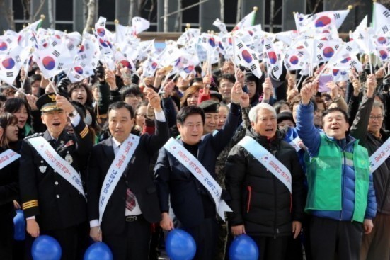 용인시 ‘나라사랑 태극기달기 운동’캠페인