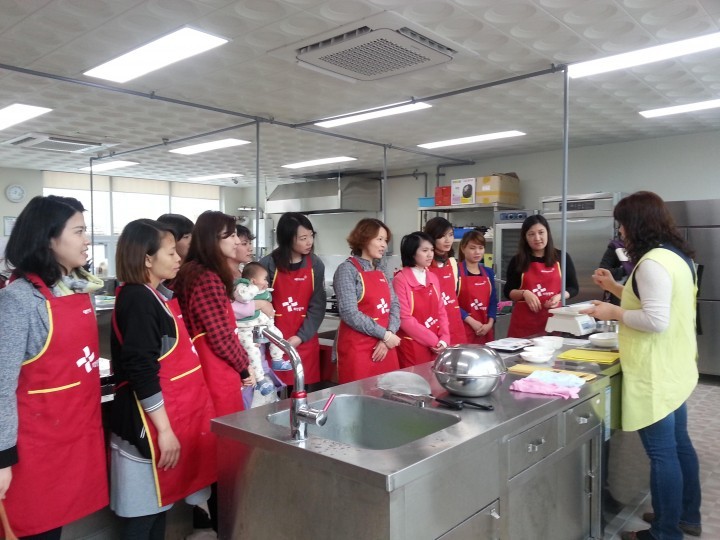 밀양시보건소, 다문화가정 이유식 교실 운영