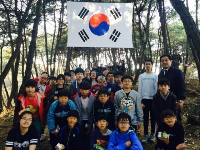 예천초,6.25 전사자 유해 발굴 현장 추모식 참석