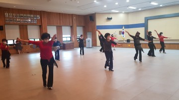 상주시 농업기술센터, 생활개선회 댄스스포츠 동아리교육 종강식 개최
