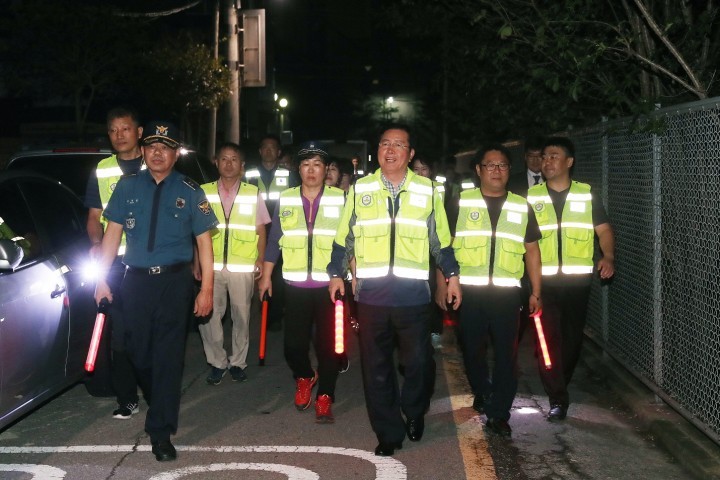 장종태 서구청장, 복수동 재개발 지역 야간순찰 실시