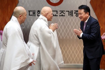 김영환 지사, 조계종 총무원장과 교계 현안 논의