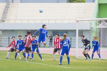 구미 낙동강체육공원은 여자축구의 열기로 가득