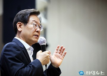 이재명 대표, 박정현 의원 ‘조문’ 정치적 해석 논란…대전시장 경선 격화 신호탄