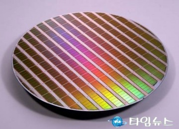 일본의 수출규제 명분 쌓기...군사목적의 '에칭가스' 북한 유입설? 