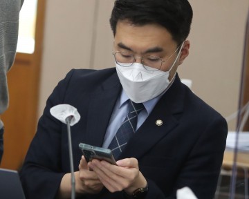김남국 "명예훼손으로 하태경 고소" 河 "의원직 사퇴해야"