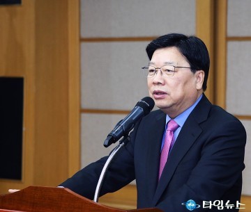 권선택 대전시장, 젊은 감각으로 대전을 홍보해 달라!