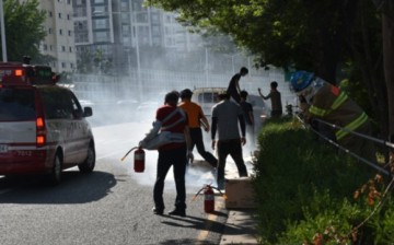 영주소방서 심영호 소방위, 휴가 중에도 달리는 화물차 화재 진화 