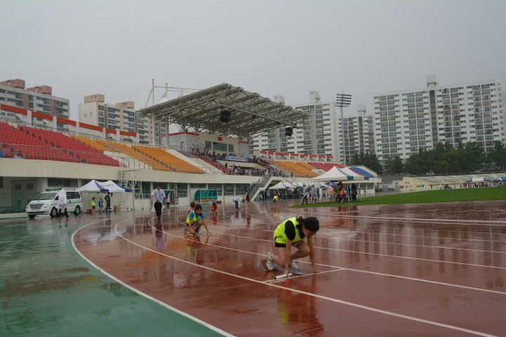 2015. 교육장기 초·중학생 육상·수영대회 개최