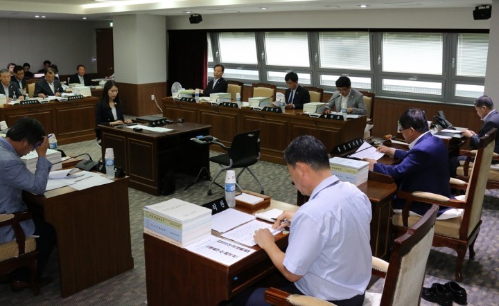 충남도의회 교육위원회, 부족한 교육재원 확보 위해 최선을 다해야!