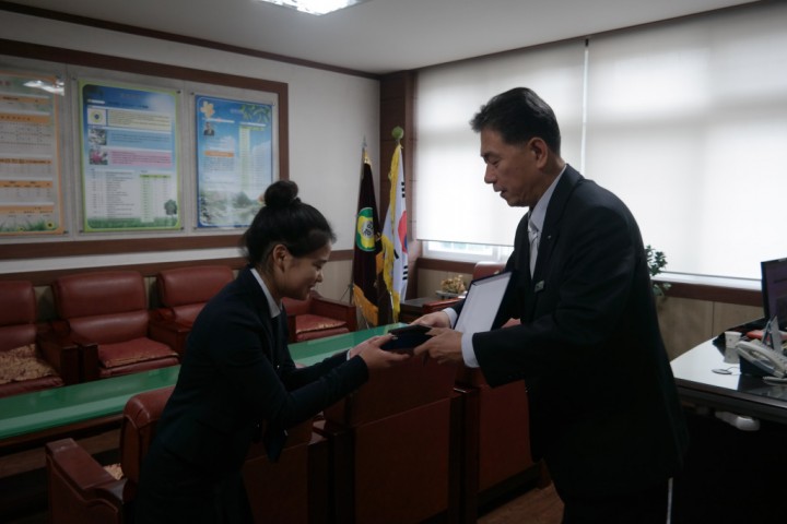 경안여고 청소년 119안전뉴스 경진대회 장려 상패 전수