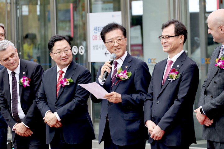 조원휘 대전시의회 의장 “가을정취 속 와인의 풍미, 대전에서 느끼세요”