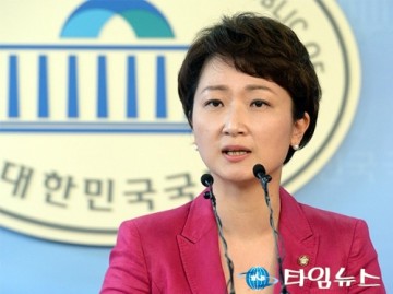 이언주 의원의 연일 계속되는 '통쾌한 분석과 주장'...왜?
