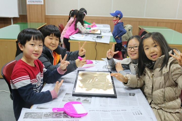 “샌드 애니메이션으로 책 속 주인공과 친구하기”