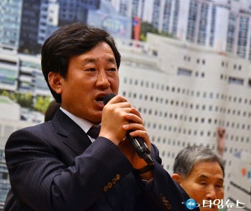 축사하는 김경훈 대전시의회 의장
