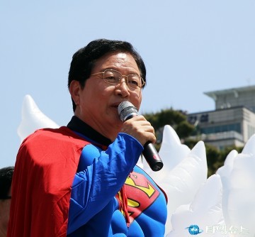 장종태 서구청장, 즐거운 하루되세요!