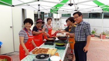 사랑을 담아 요리하는 행복한 반찬봉사