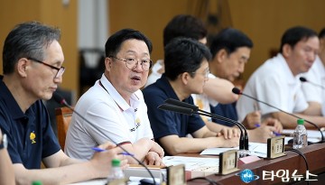 이장우 대전시장 “중구, 야구거리도 지역화폐도 준비 부족”…말보다 실행해야