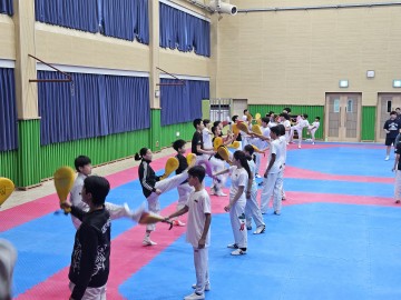 대전 오정중, 멕시코 태권도대표팀과 국제 합동훈련
