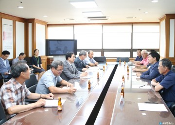 충주시, 축산 관계자 간담회를 열다 
