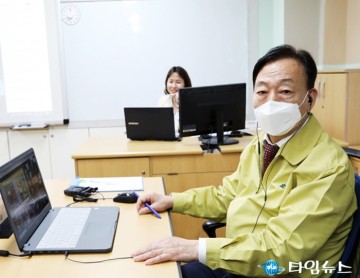 설동호 대전시교육감, 온라인 개학 학교현장 점검