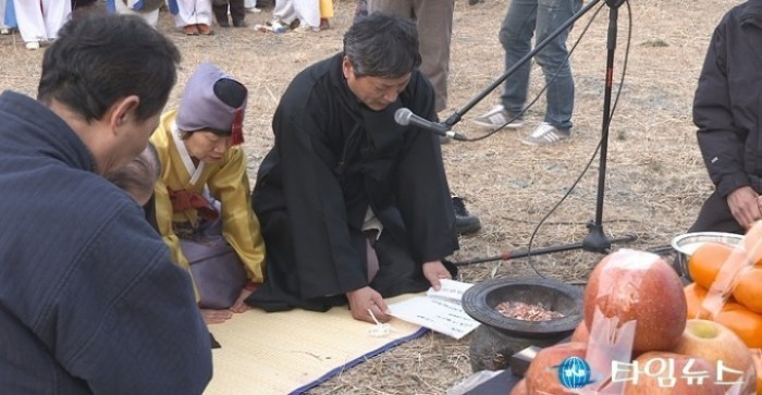 경주시 2015년 정월대보름 행사(양동마을 줄다리기, 서천 달집 태우기)