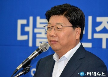 축사하는 권선택 대전시장