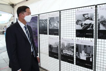 독재를 넘어 민주로! 민주에서 평화로!' 민주화 운동 특별 전시전 개최