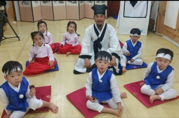 슈퍼맨이 돌아왔다 단골촬영지 ‘진천 선촌서당’