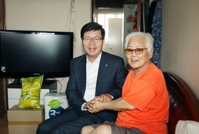 평택시, 공재광 시장 메르스 완치자 방문 격려