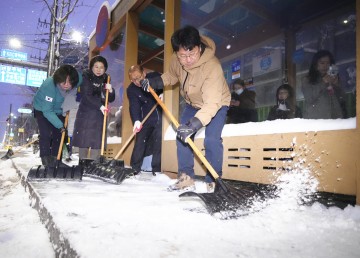 광주시, 2일 적설량 26㎝ 눈…시민과 함께 극복