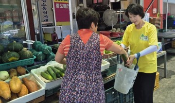 민생 회복 소비쿠폰으로 광양 옥곡5일시장서 장보기 