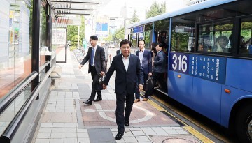 권선택 대전시장, 6월 투투버스데이 시내버스 출근