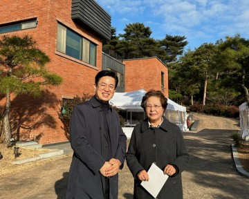 허태정 예비후보, 봉하마을 방문으로 갑진년 새해 열어