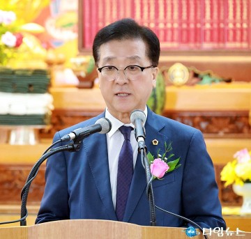 조원휘 대전시의회 의장, 부처님 자비와 지혜로 조화로운 사회 이루자