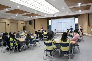 맞춤 공무원 양성을 위한 직원 직무역량 향상 교육실시