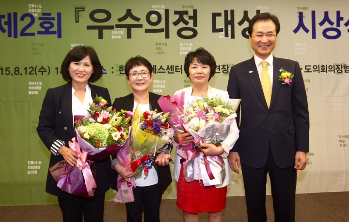 대전시의회 박혜련·박정현 의원, ‘제2회 우수의정활동 대상’ 수상