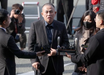 명태균 '공천개입 의혹' 검찰 출석…"돈 1원도 받은 적 없어"