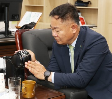 김재욱 군수, ‘탈권위주의’행보 눈길