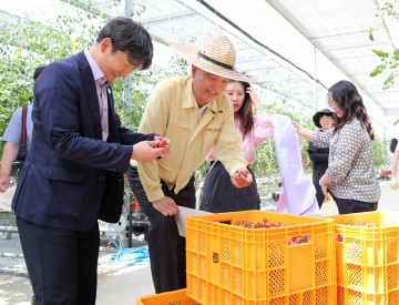 충남도의회 ‘청년농업인 육성 연구모임’ 스마트팜 우수사례 견학