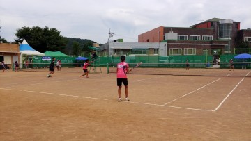 옥산초, 제44회 문화체육부장관기 전국 초등학교 정구대회 금메달 획득
