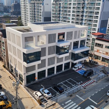 충주시 호암도서관, 신축 이전 완료…6월 23일부터 임시운영 개시