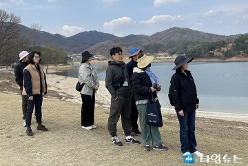 대전시, 전국 공무원 대상 ‘대청호 오백리길’ 탐방 교육…자연 속 쉼과 치유 제공