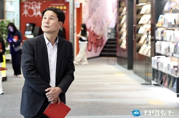 이상래 대전시의회 의장, 의정부시 특화우수도서관 3개소 현장견학
